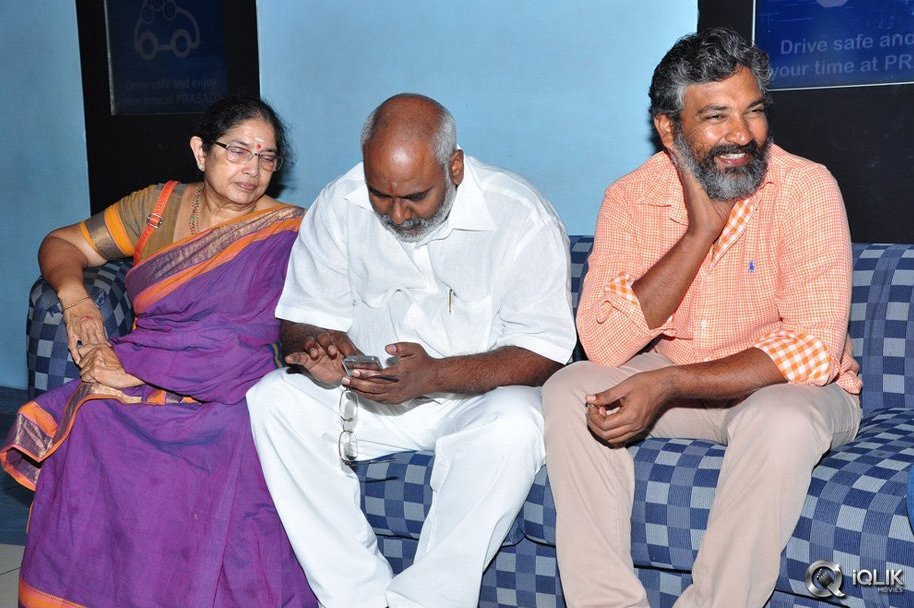 Celebrities-at-Dikkulu-Choodaku-Ramayya-Movie-Premiere-Show